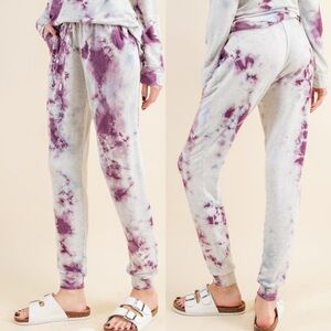 Plum Splash Dye Fleece Lounge Pants